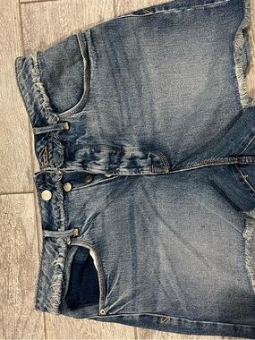 Good American Distressed High-Waist Denim Shorts - Blue